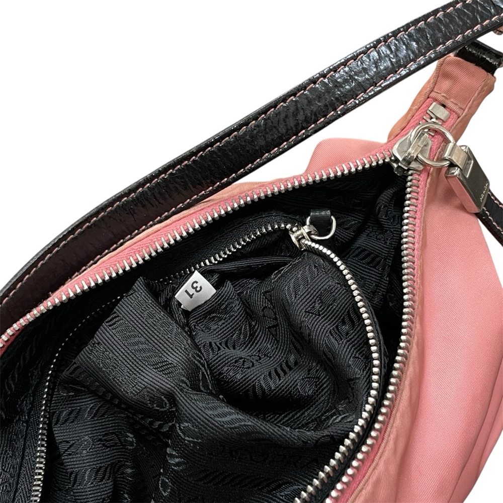 Vintage Prada Tessuto Sirio Baby Pink Nylon Shoulder Boat Bag - Picture 9 of 11